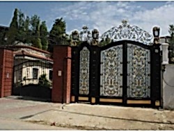 Bahçe Kapıları